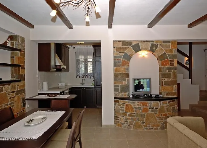 Old Village Villa Alónnisos